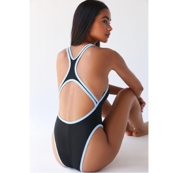 Urban Outfitters Out From Under Westport Sporty Swimsuit - Picture 2 of 9